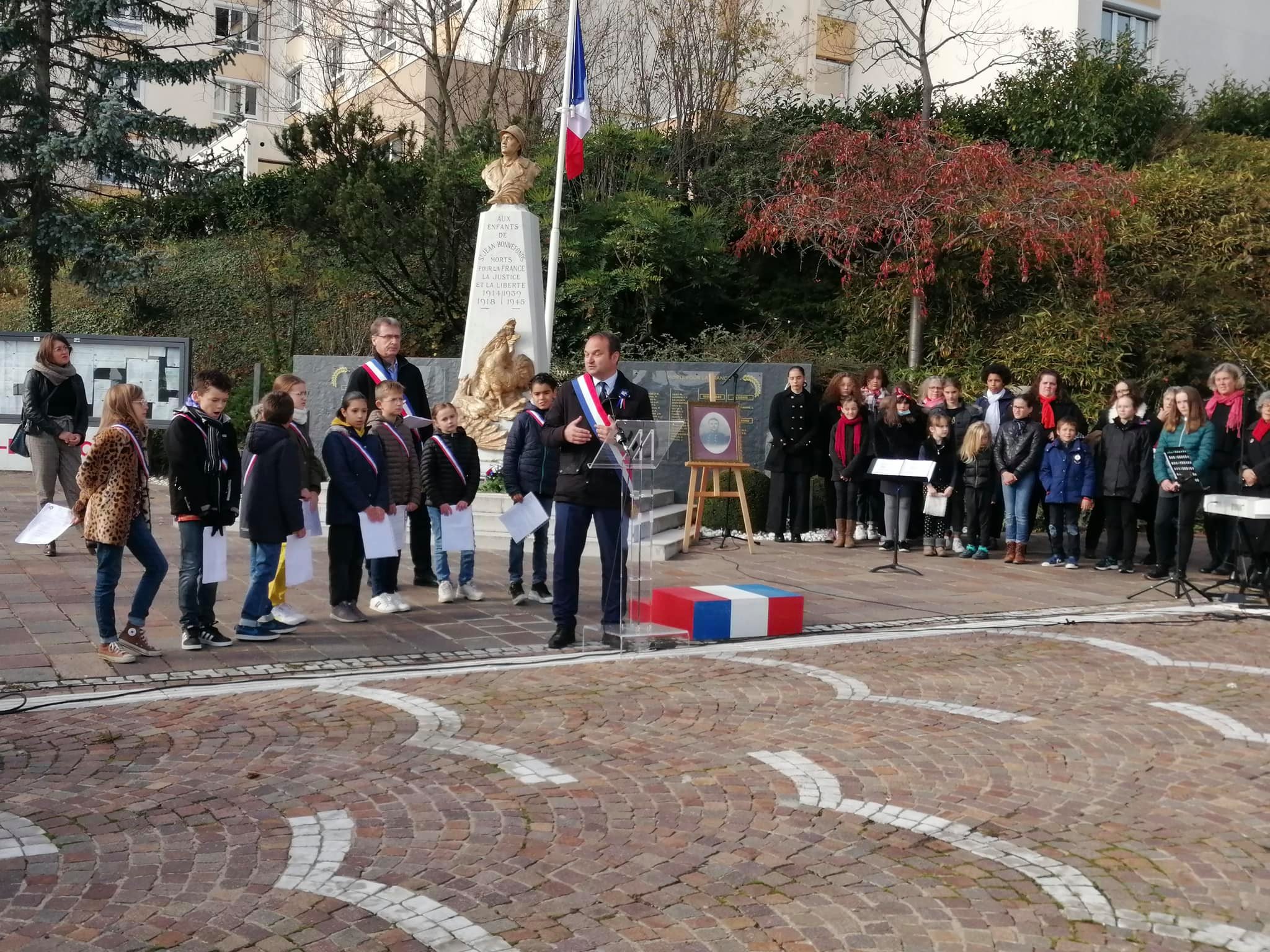 11 novembre 2021 : 100ème anniversaire du monument aux morts de la commune de Saint-Jean-Bonnefonds